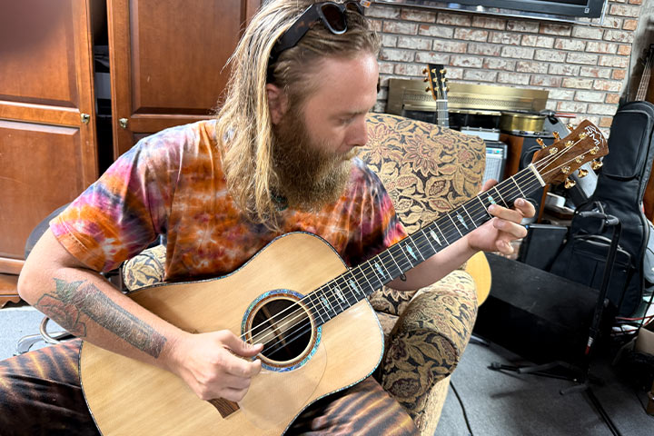 Joe Waters Plays RML Guitars