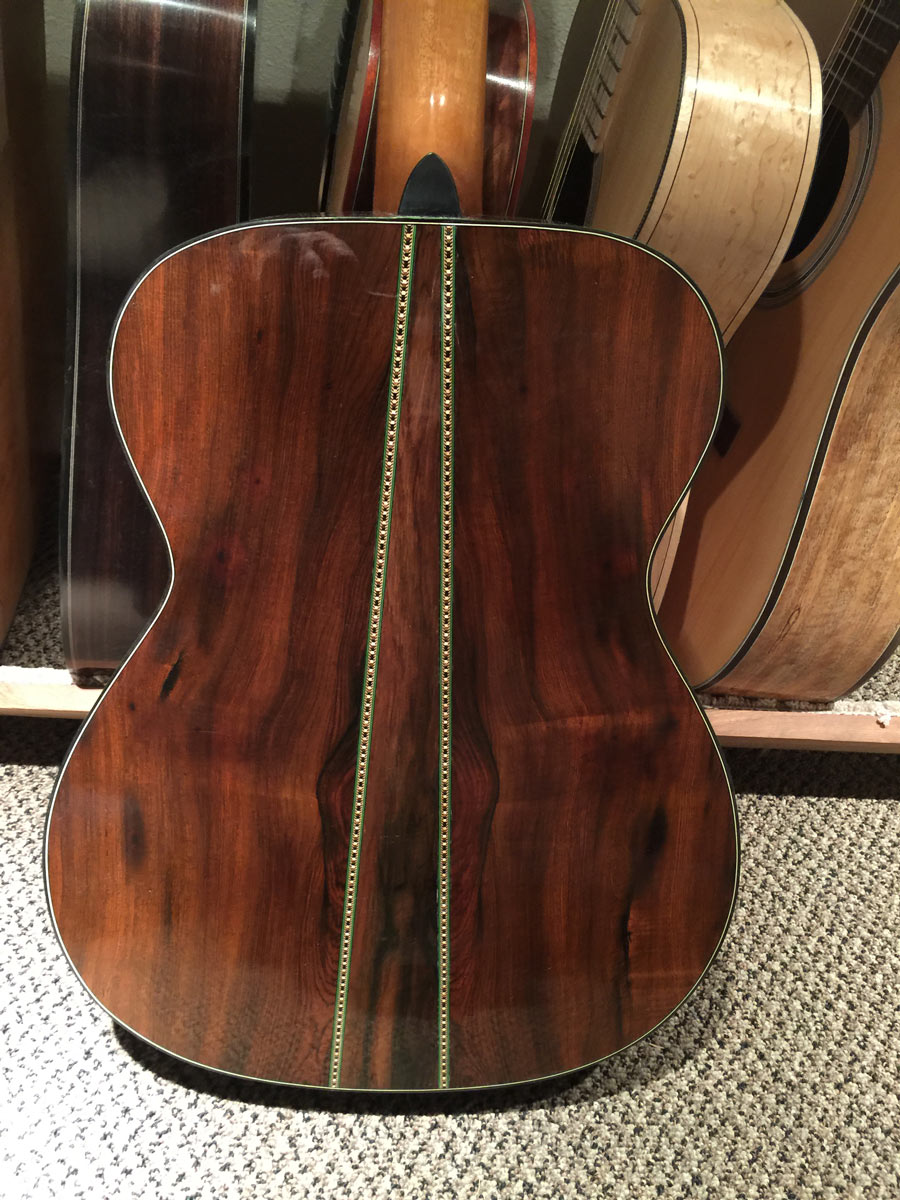 Steve Ward Buffs Guitar